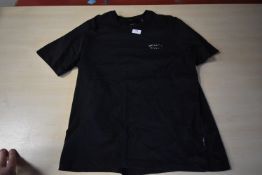 *Ted Baker Lady’s Black T-Shirt Size: 4