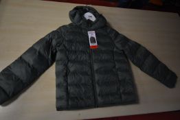 Child’s Green Puffer Jacket Size: 9-10 years