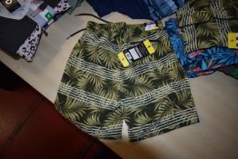 *Kirkland Signature Men’s Green Swim Shorts Size: S