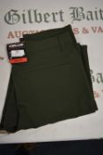 *Kirkland Gent’s Green Trousers Size: 34x34