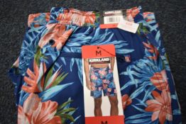 *Kirkland Gent’s Swim Shorts Size: M