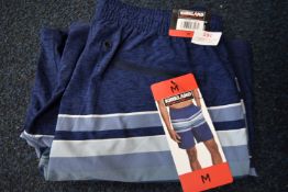 *Kirkland Gent’s Swim Shorts Size: M
