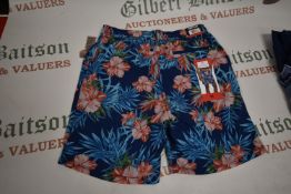 *Kirkland Hawaiian Swim Shorts Size: M