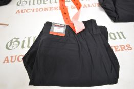 *Kirkland Lady’s Black Travel Trousers Size: 8