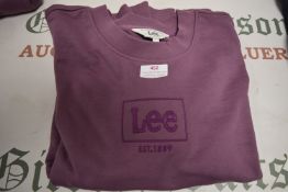 *Lee Lady’s Violet Relaxed Fit Jumper Size: L