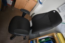 *Highback Executive Swivel Chair