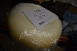 * Four Ring Cushions