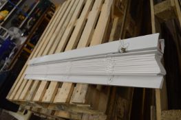 *Sixteen 35mm Faux Wood Venetian Blinds 990x720mm