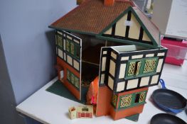 1950's Dollhouse and Contents