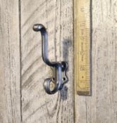 *Twenty Cast Iron Classic Hat & Coat Hooks 150mm