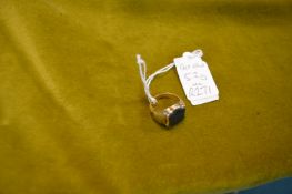 9ct Gold Signet Ring 5.2g gross (faults to gemstone)