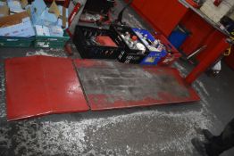 *Pneumatic Motorcycle Table Lift