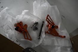 *Pair of Rear Foot Pegs for Ninja 250R