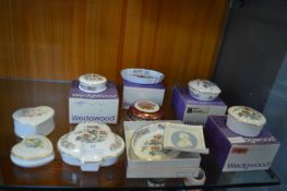 Wedgwood Kutani Ware Trinket Boxes etc. Some with