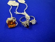 3 Costume Jewellery Rings