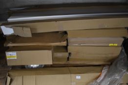 *Pallet of Assorted Lighting Fittings