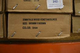 *Eight 35mm Faux Wood Venetian Blinds 965x865mm (Orion)