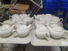 * 16 x Teapots