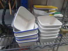 * 20 x Churchill Pie Dishes - 15.8oz