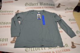 *Orvis Lady’s Classic Collection Blue V-Neck Top Size: L