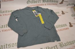 *Orvis Lady’s Classic Collection V-Neck Top Size: S