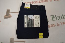 *English Laundry Gent’s Navy Chino Trousers Size: 32x34