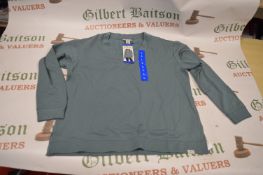 *Orvis Lady’s Classic Collection Blue V-Neck Top Size: L