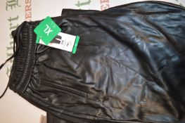 *Hilary Radley Lady’s Black Leather Look Trousers Size: XL
