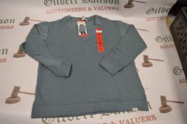 *Orvis Lady’s Classic Collection Blue V-Neck Top Size: M
