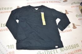 *Orvis Lady’s Classic Collection Black V-Neck Top Size: S