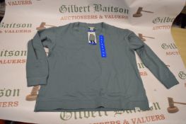 *Orvis Lady’s Classic Collection Blue V-Neck Top Size: L