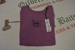 *Lee Violet T-Shirt Size: M