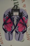 *Ipanema Purple Sandals Size: 8