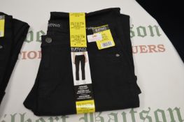 *Buffalo Lady’s Black High Rise Cargo Pants Size: 10