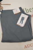 *Mondetta Lady’s Grey Lined Cargo Pants Size: 10