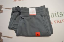 *Champion Gent’s Slate Grey Shorts Size: M