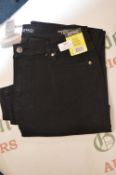 *Buffalo Lady’s Black High Rise Cargo Pants Size: 10