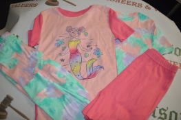 Kirkland Girl’s Pyjama Set Size: 10 years