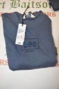 *Lee Washed Grey Top Size: M
