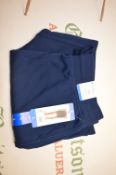 *Champion Gent’s Navy Shorts Size: L