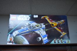 Lego Star Wars New Republic E-Wing vs Starfighter Set