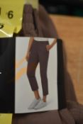 *Kirkland Lady’s Travel Trousers Size: 6