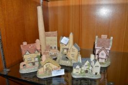 Six David Winter Miniature Cottages