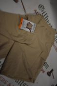 *Mondetta Cream Cargo Shorts Size: XXL