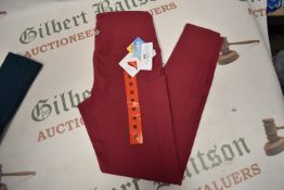 *Tuff Red Leggings Size: M