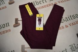 *Kirkland Signature Plum Leggings Size: S