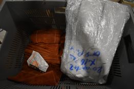 *Box of Heat Resistant Leather Mitts