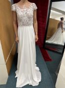 *Elena Ferrara Peony Wedding Gown Size: 12