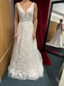 *Elena Ferrara Alena Ivory & Nude Wedding Gown Size: 12 RRP: £1580