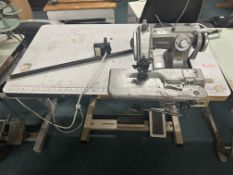 *Singer Sewing Machine 655 Blind Stitcher
